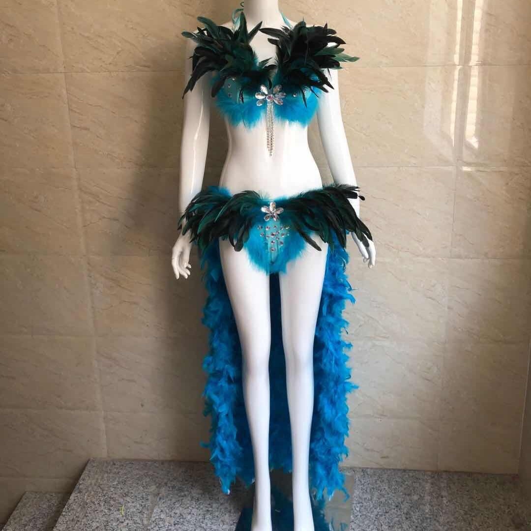Fantasia de Biquíni com Plumas - Thong Bikini Women avaliação e preço