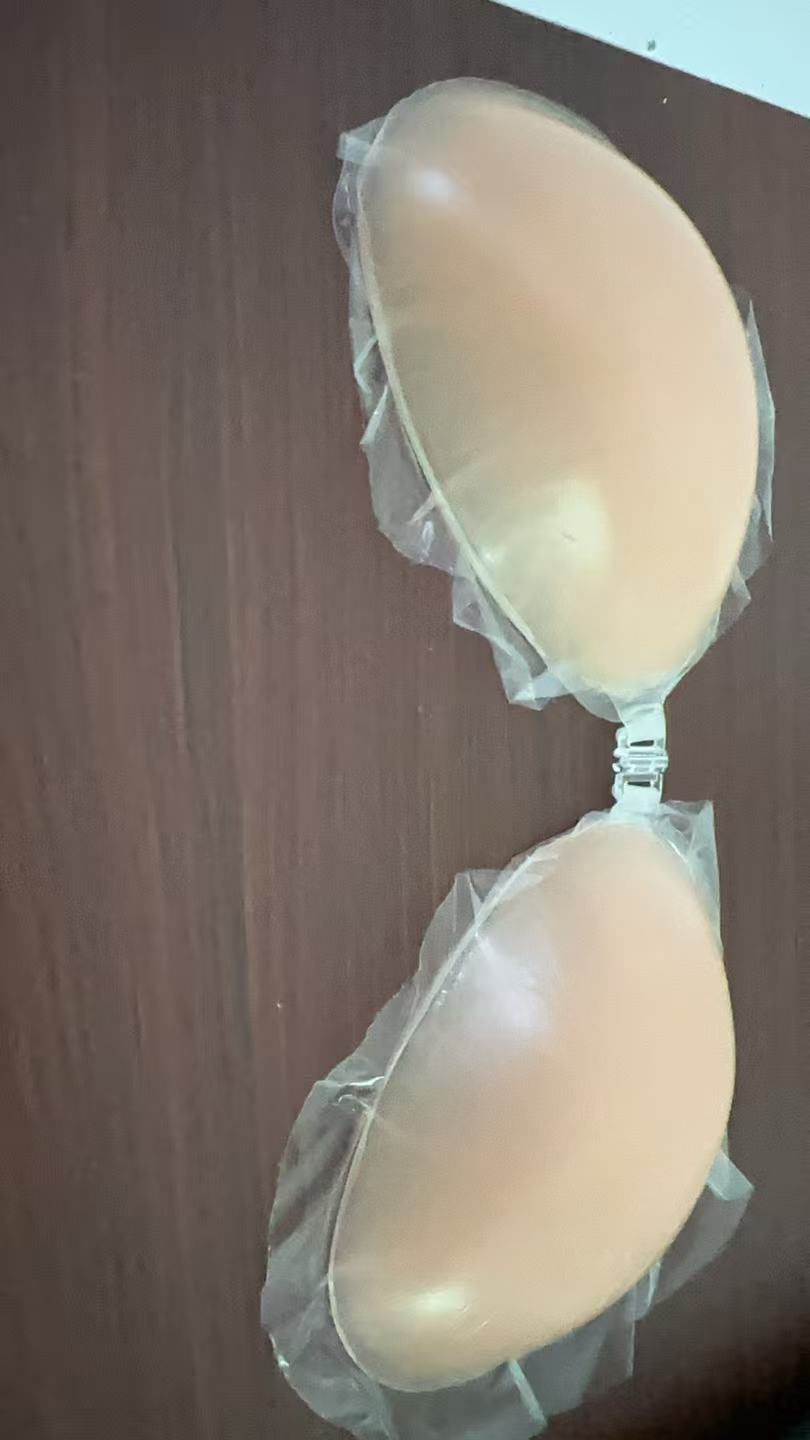 Sutiã de Silicone NuBra para M - Silicone Bra Adhesive avaliação e preço